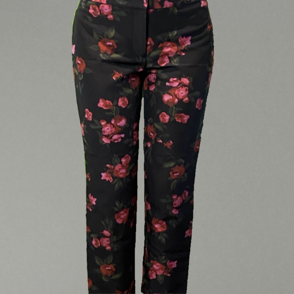 NEW Talbots Heritage Black/Red Floral Print Petite Ankle Pants Size 16W - Picture 2 of 8